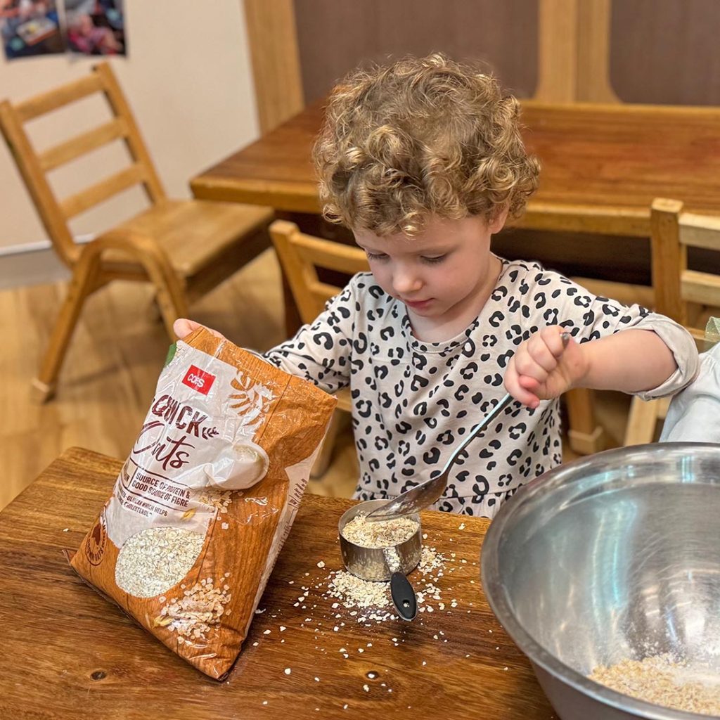 Kids Club | Making Anzac Biscuits | Premium Childcare and Early Childhood Education